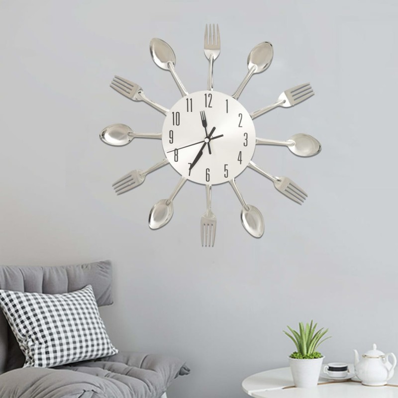 325162  Wall Clock with Spoon and Fork Design Silver 31 cm Aluminium